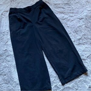 Vero Moda black wide leg crop pants size medium corpcore